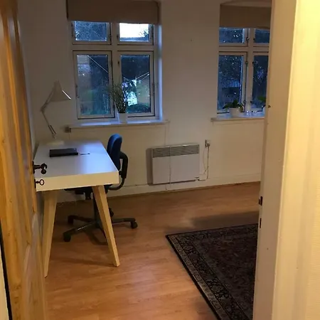 Det Lille Rode Hus * Nyord