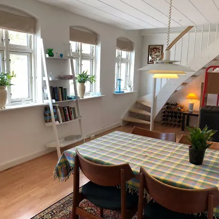 Holiday home Det Lille Rode Hus *